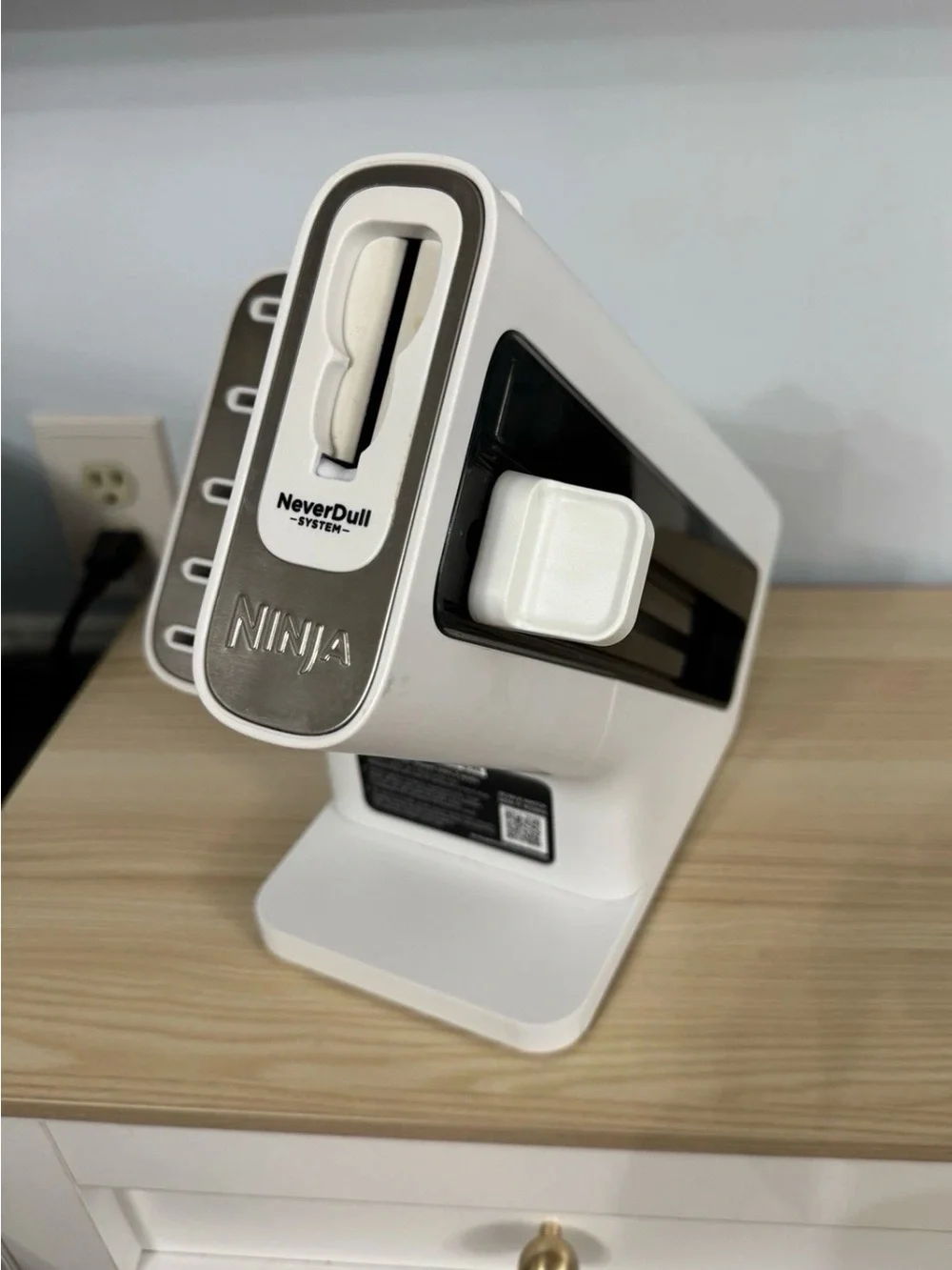 Ninja 5 Slot NeverDull System (Base Only) Knife Block White K12007 WHBN